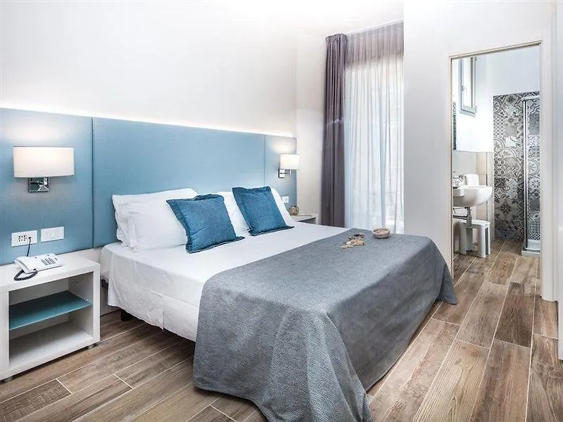 Hotel Excelsior بيبيوني