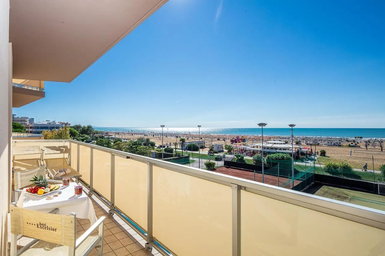Hotel Excelsior بيبيوني 4*,