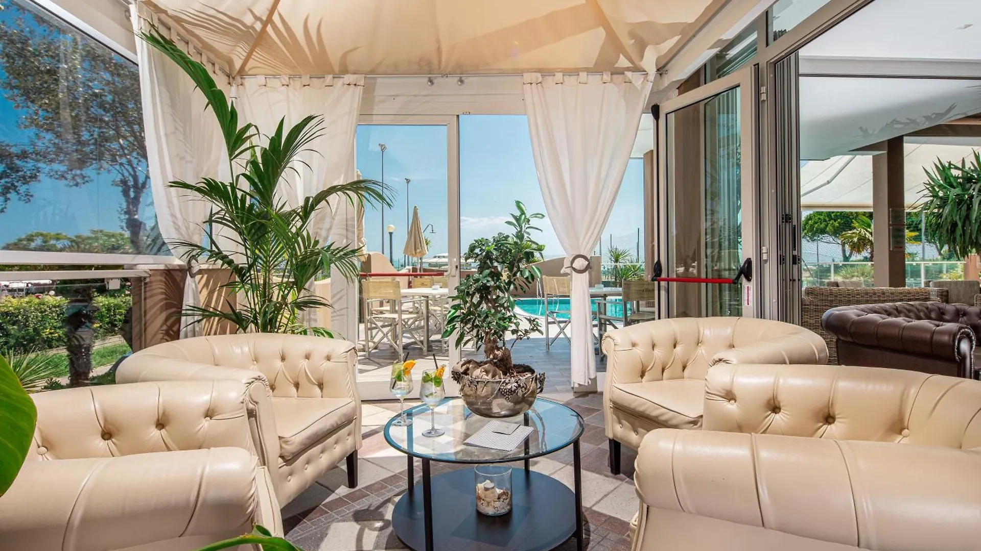 Hotel Excelsior بيبيوني إيطاليا